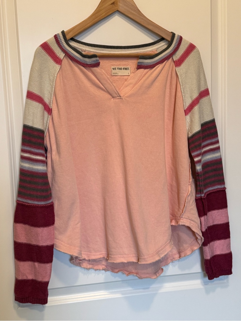We The Free Women’s Pink Pullover with Striped Knit Sleeves Size Small